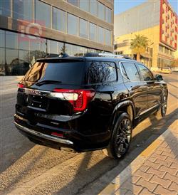 جي ام سي اكاديا